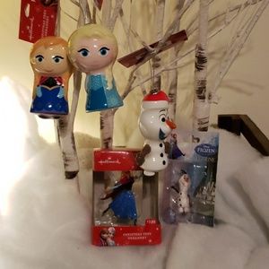 FROZEN ORNAMENTS